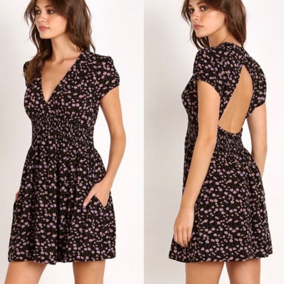Free People Dresses & Skirts - FREE PEOPLE Pretty Baby Floral Mini Dress